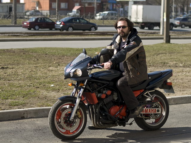 Yamaha FZ400 Fazer